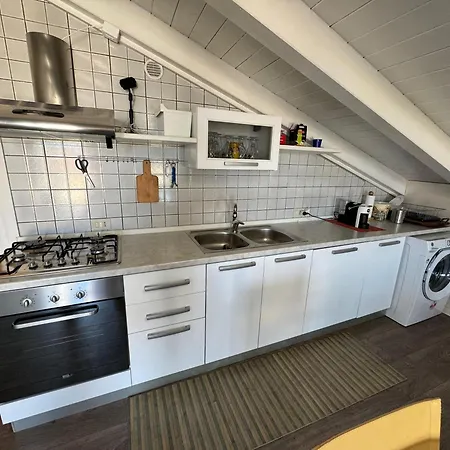 Apartment App4rent - Mansarda Milano