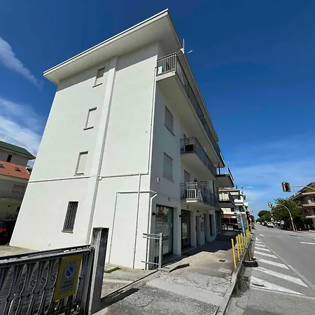 Apartment App4rent - Mansarda Milano Lido di Jesolo